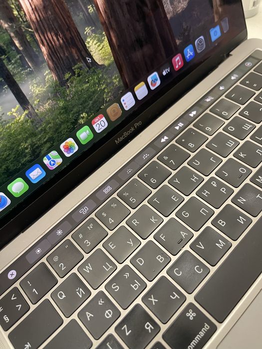 Продам MacBook Pro 13” 2019