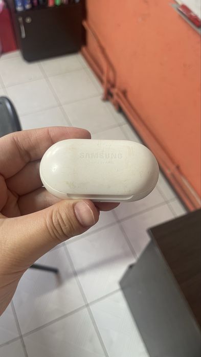 Наушники  Samsung Galaxy Buds