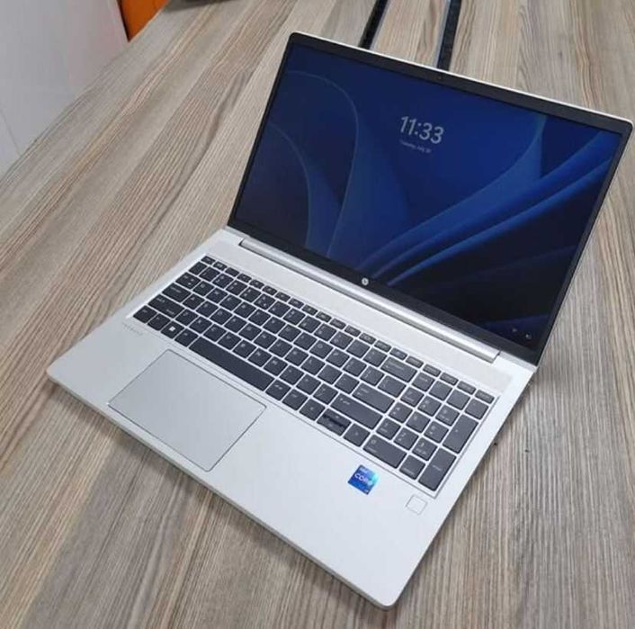 Лаптоп HP ProBook 450 G8, i5-1135G7 / 16GB DDR4 / 256GB SSD