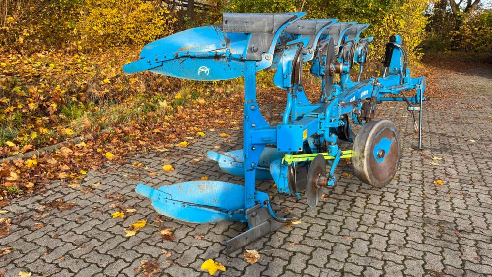 Lemken Opal 120 Omoch Plug Case Puma, Claas Arion Belarus tortadi