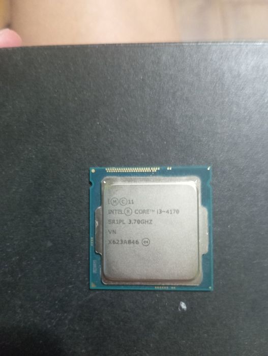 Процесор Intel Core i3-4170 с охладител
