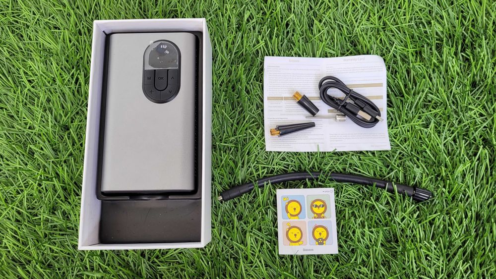 Електрическа преносима помпа Baseus CRCQB02 (чисто нова с опаковка)