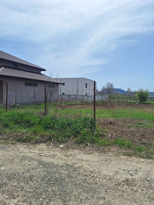 Teren de vânzare mangalia