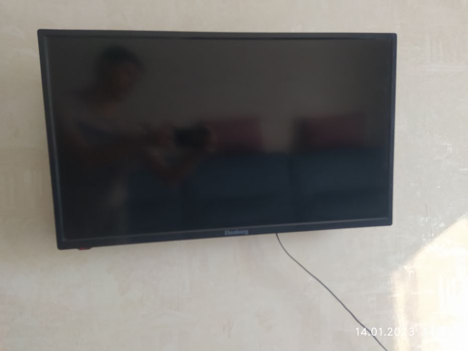 Продам телевизор 32 д, 81 см