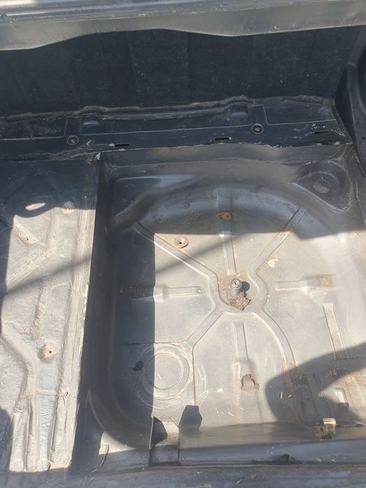 Mercedes w124 2.0  istoric în acte