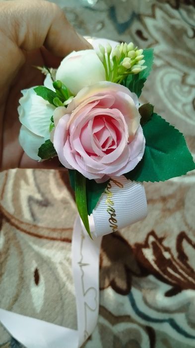 Свадебный букет, бутоньерки и браслет