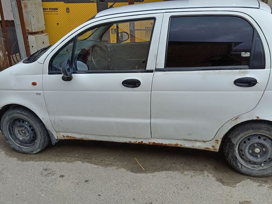 Holati zur. Mator remontdan chiqqan. Balonlari yangi.Narxi 2200