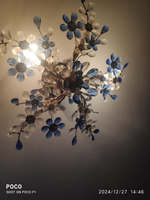 Люстра в хорошем состоянии