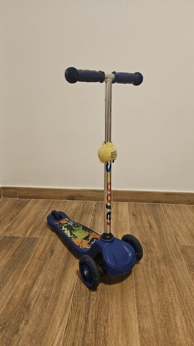 Trotineta Scooter, roti cu lumini, albastru