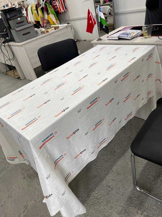 Logo tushirilgan maxsus dasturxonlar