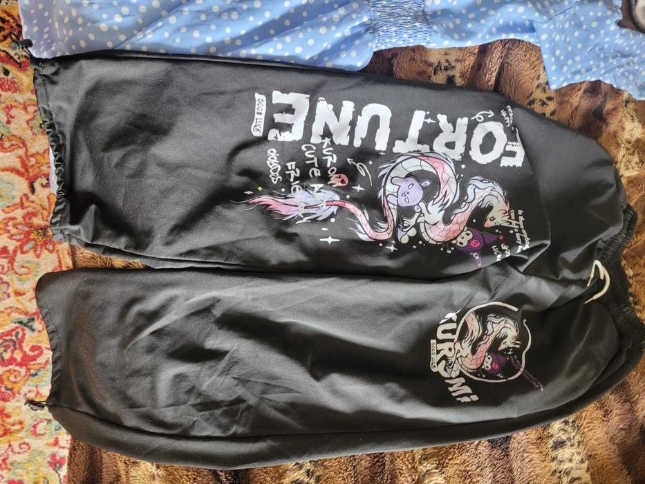 Одежда для девочки 13-17 лет отдам бесплатно