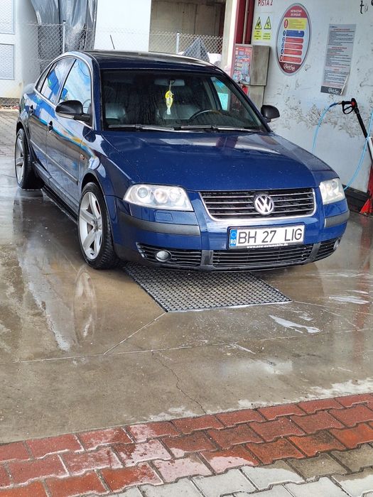 VOLKSWAGEN Passat 2003