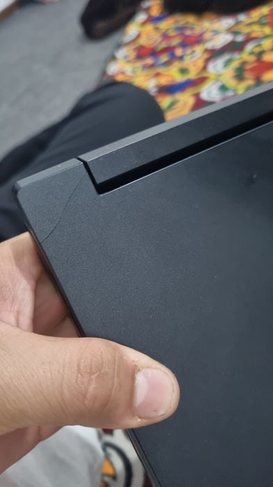 Acer Nitro V16 kuchli gaming va ish uchun noutbuk sotiladi. Holati dey