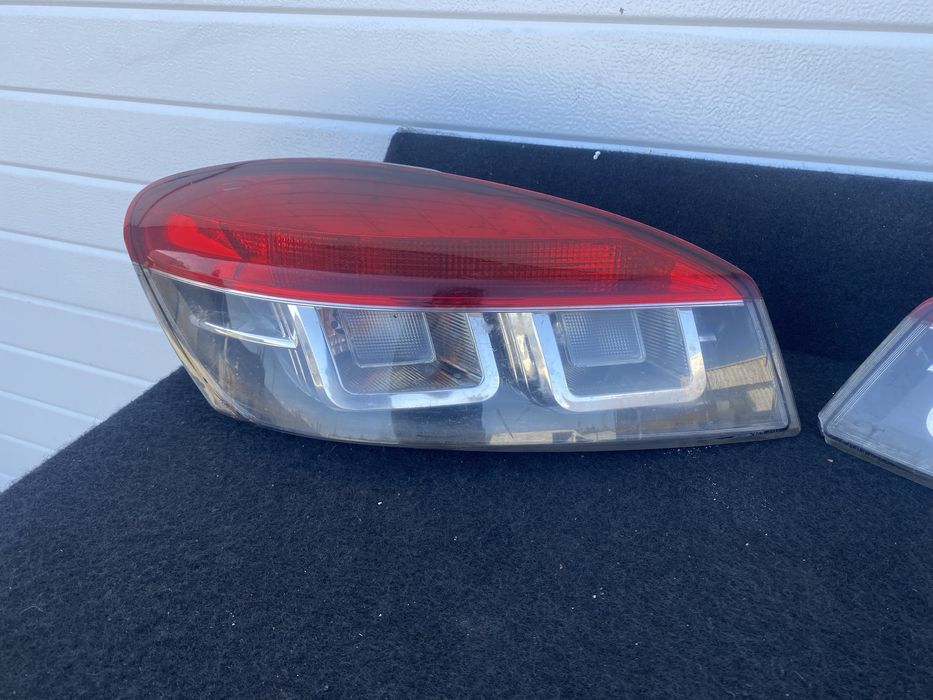 Stop / stopuri stanga / dreapta Renault Megane 3 coupe