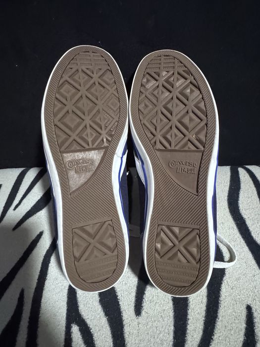 Tenesi Converse Marime 42,5