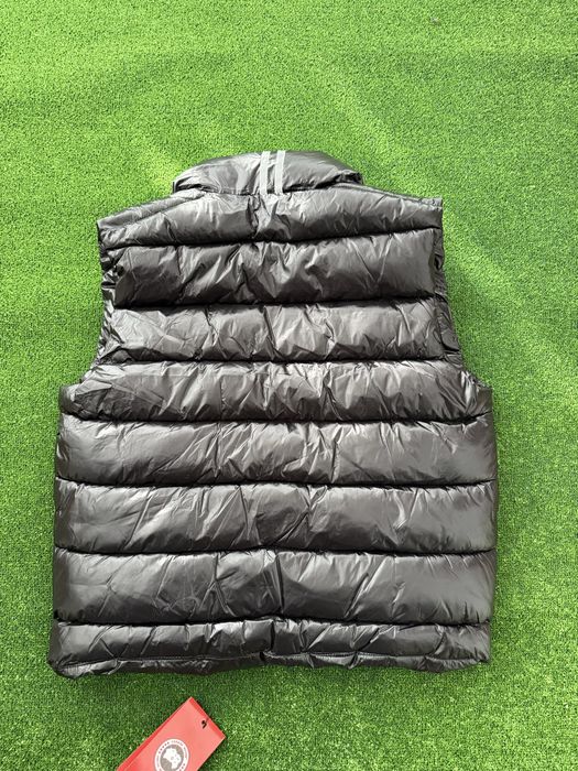 Стилни елеци CANADA GOOSE