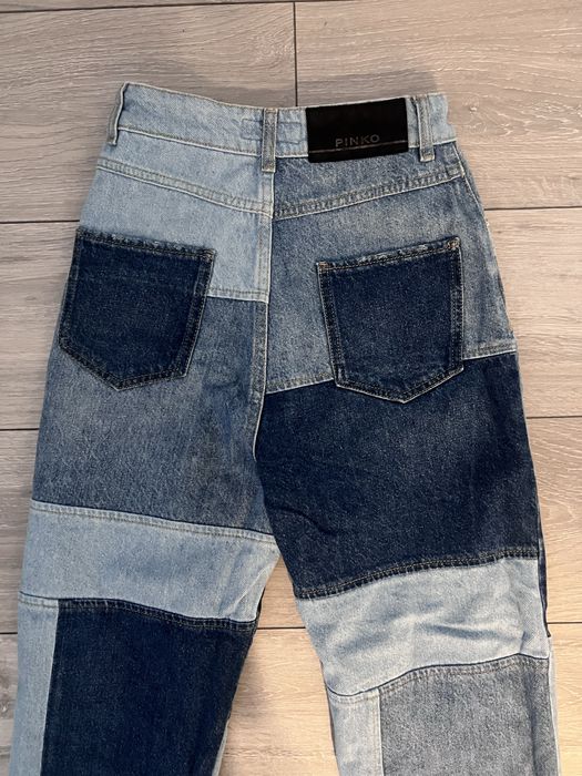 Ефектни дънки на марката PINKO