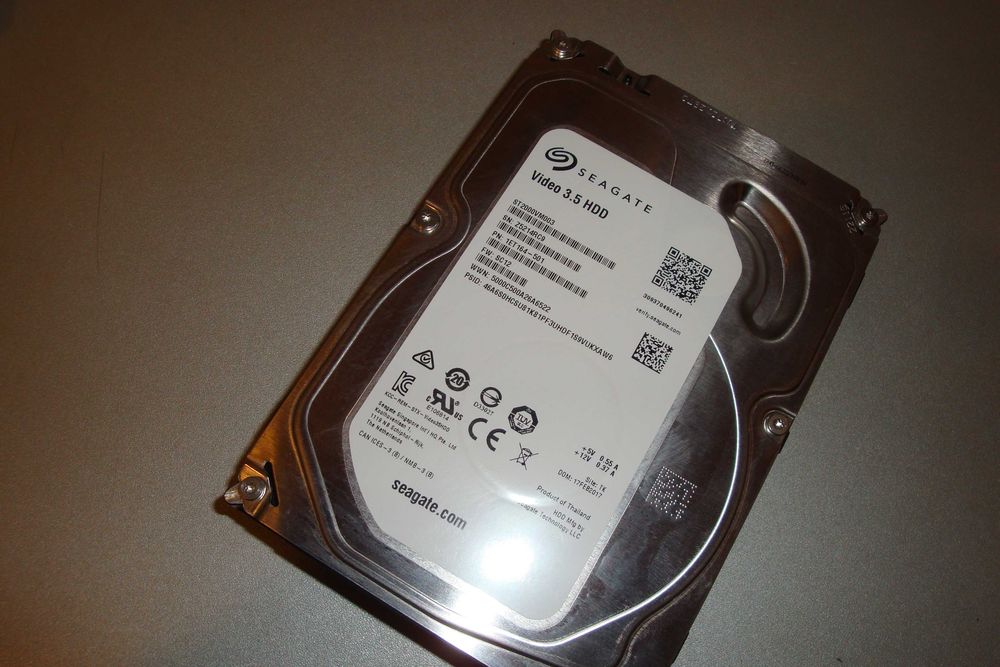HDD Seagate 2TB ST2000VM003 Sata 6GB/s testat stare excelenta