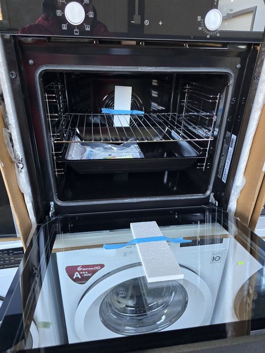 Нова черна фурна Снайге/Snaige 76 литра