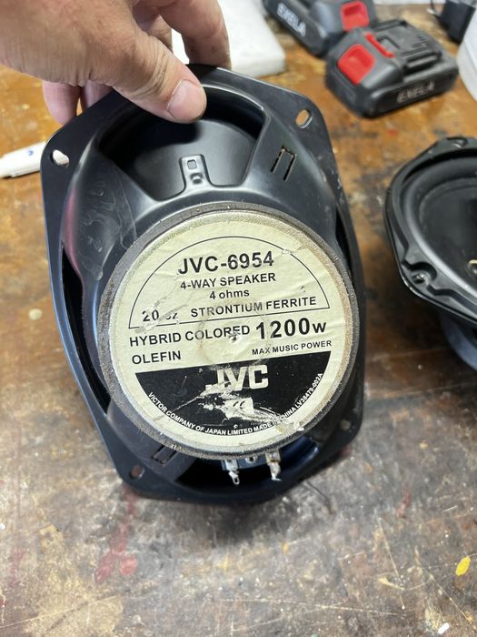 Продам динамики JVC