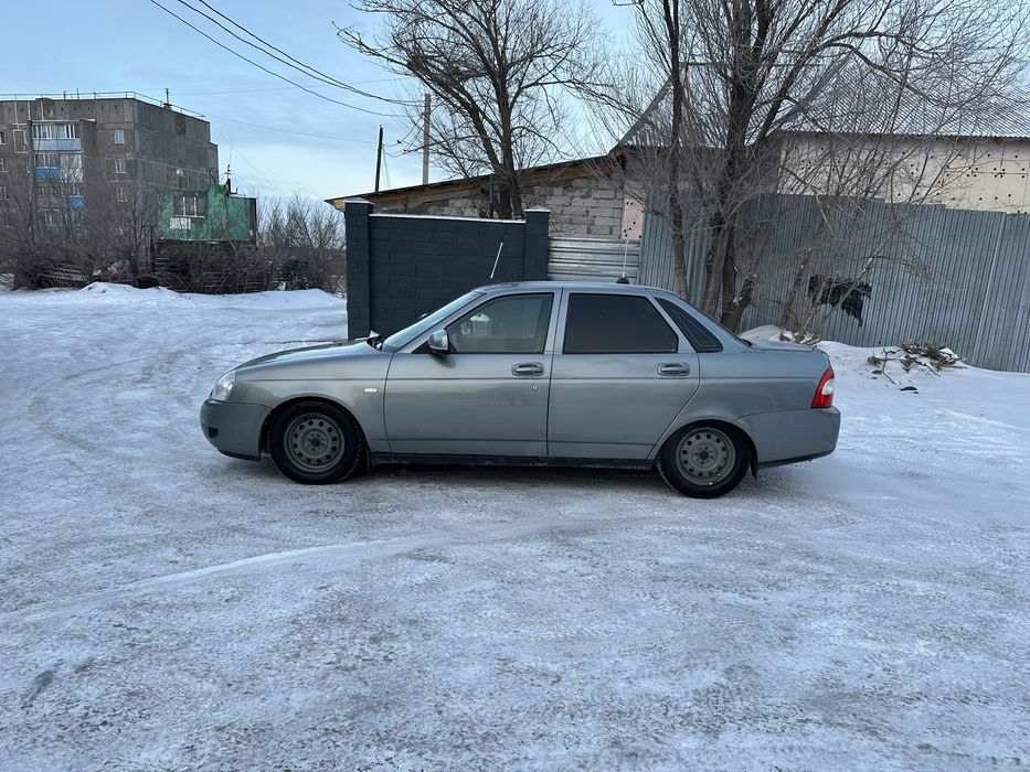 Продам приору люкс