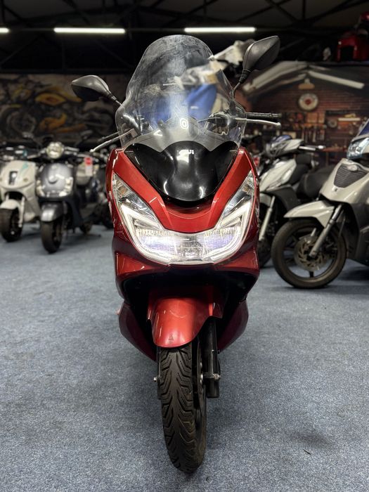 Honda pcx 2015 scutere