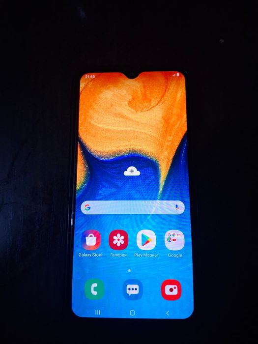 Продаю телефон Самсунг А20