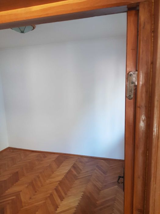 Inchiriez casa 5 camere termen lung