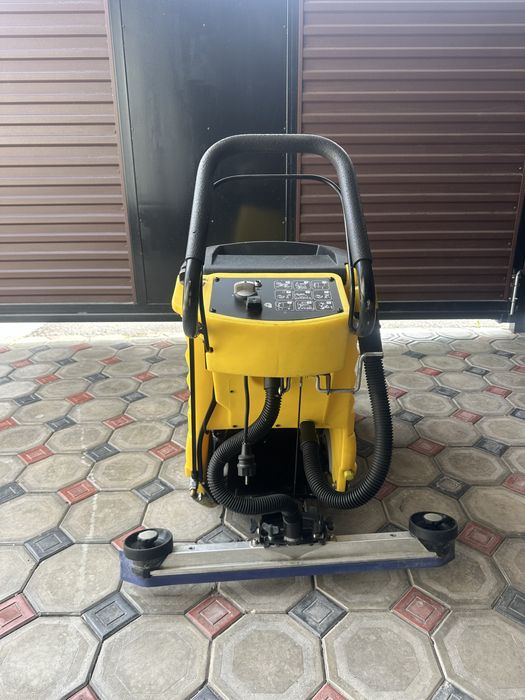 Поломоечная машина Karcher BD 530