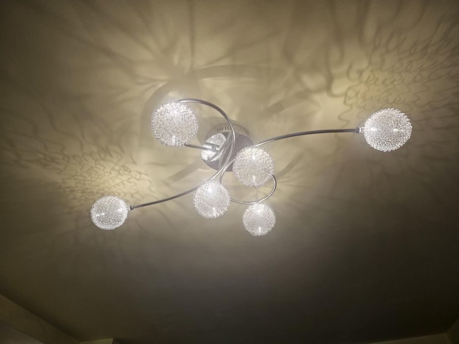 Полилей, Абажур, Осветително тяло