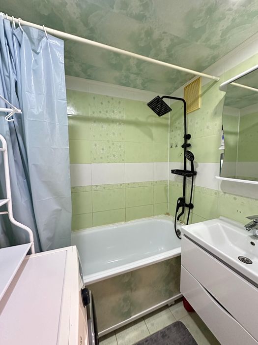 Прдам 3х комнатнная район КСК