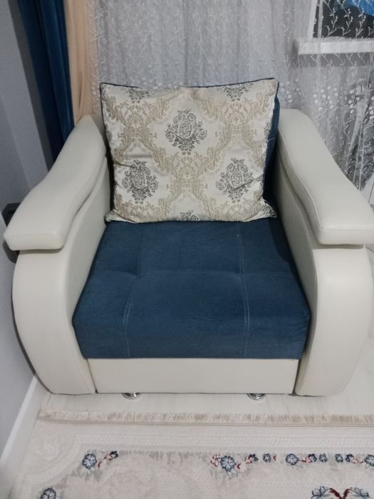 Диван и кресло раскладные оба