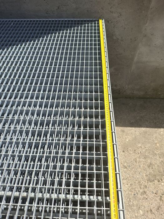 Grilaje zincate galvanizate