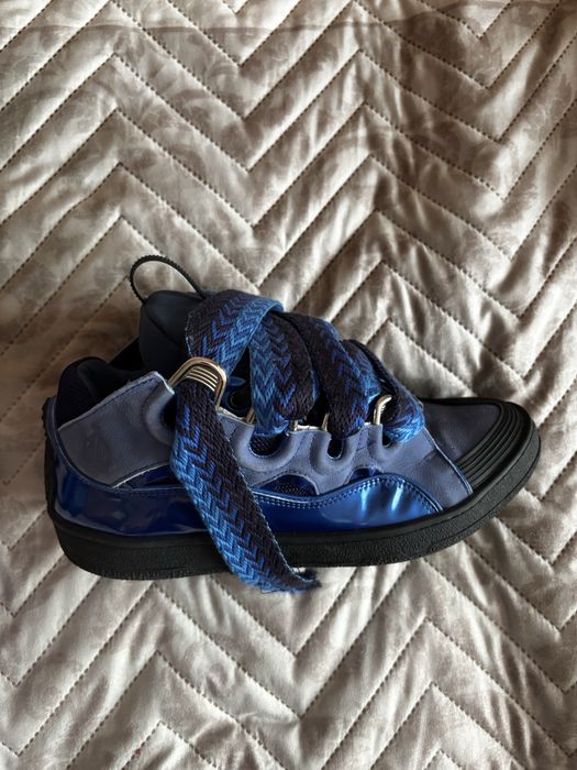 Lanvin curb dark blue