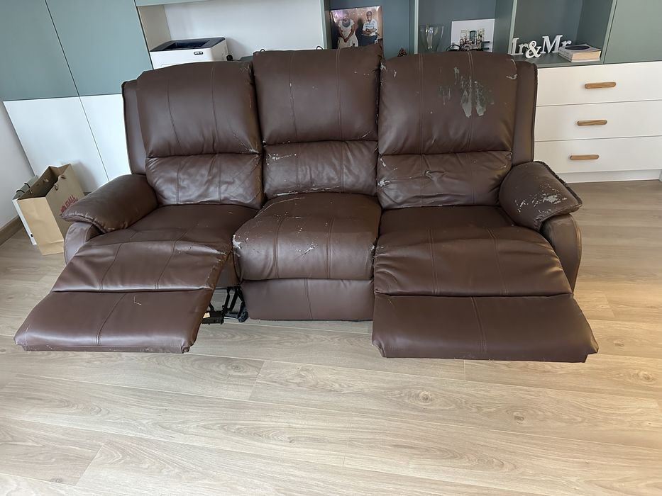 Продавам Диван с функция релакс