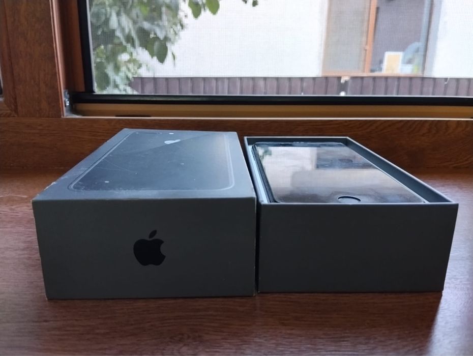 Iphone 8 plus 64гб
