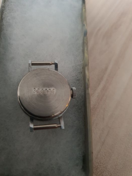 Руски часовник Чайка