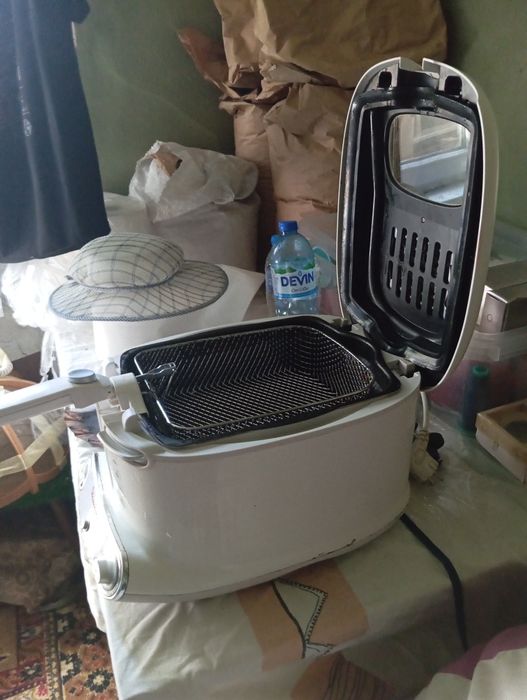 Електрически фритюрник