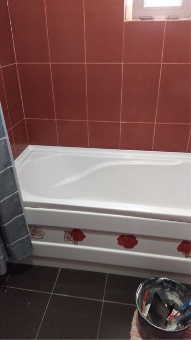 Inchiriez apartament