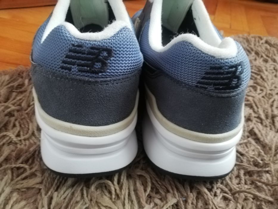 Оригинален New Balance 997H номер 45 като нови