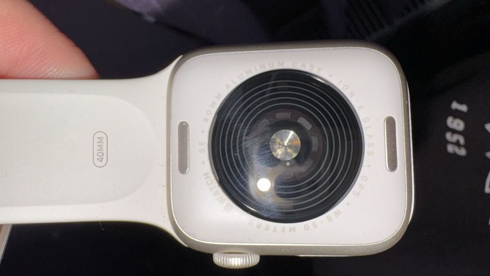 Apple Watch SE 2 (40mm, GPS) –  Starlight | 92% батерия