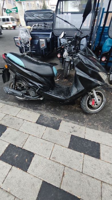 Skuter sotiladi force 150 cc