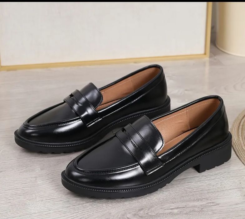 Лоферы, 37 размер, 5000тг.