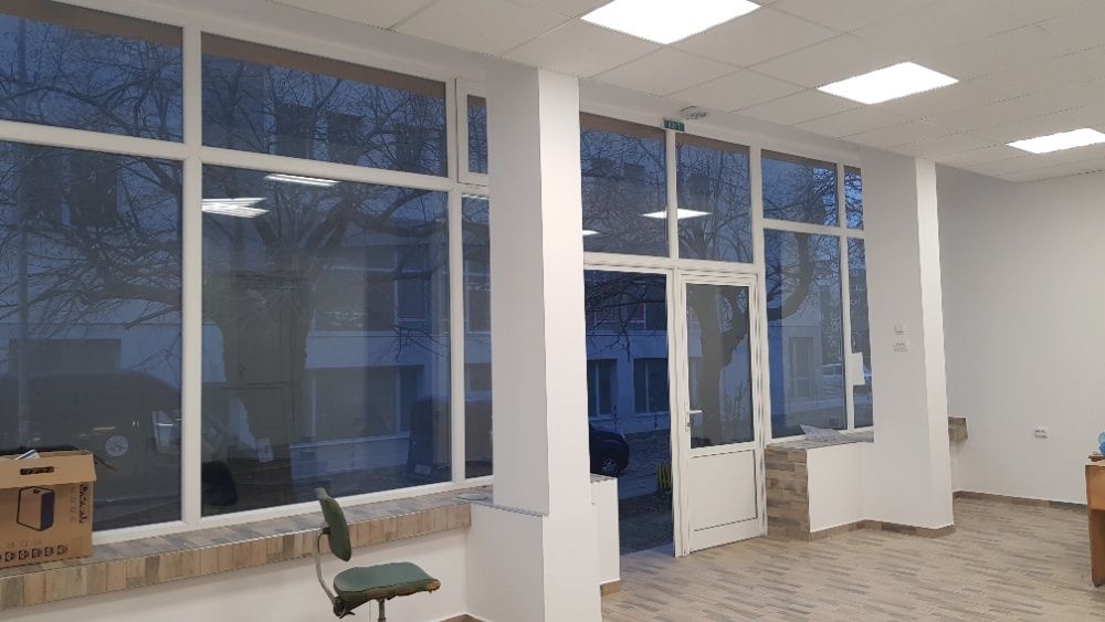 Дава се под наем Магазин в Шумен, Математическа гимназия - 94 кв.м за 357 € - Снимка #2