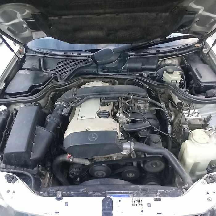 Mercedes Benz W210 E200