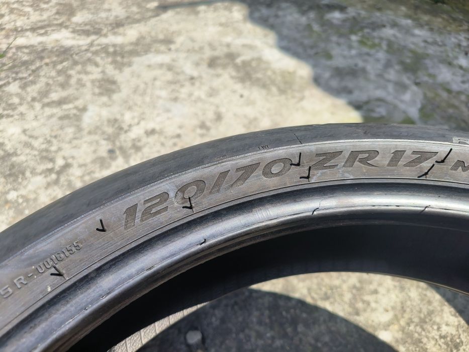 Pirelli Rosso 4.