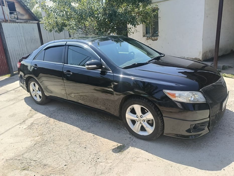 Продам Toyota Camry 2011г.