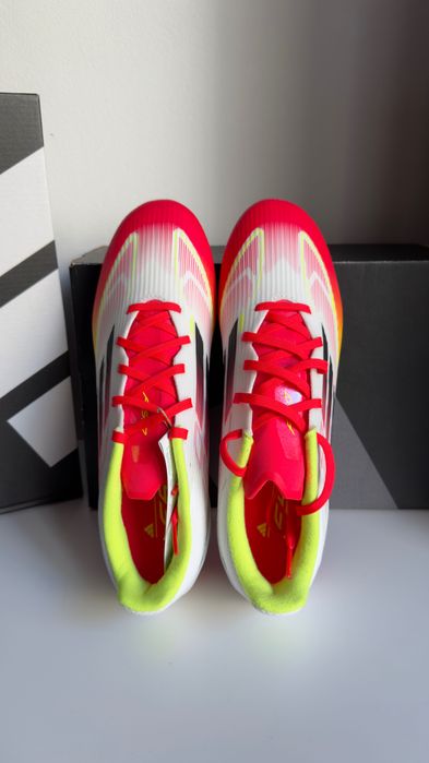 Професионални бутонки Adidas F50 League