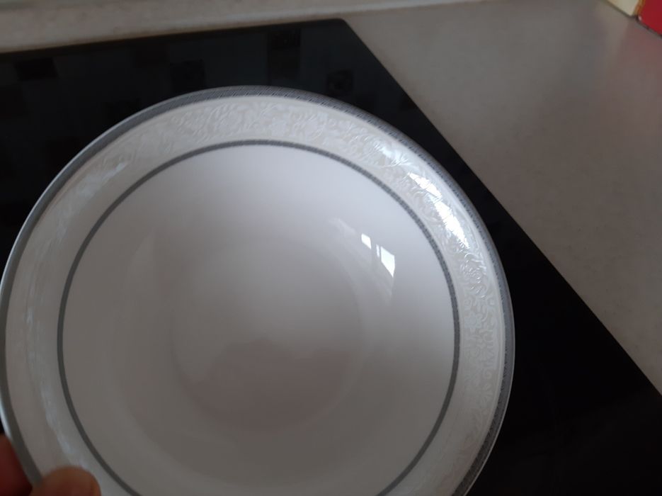 Чайно-столовый сервис ОАЭ 105 предметов