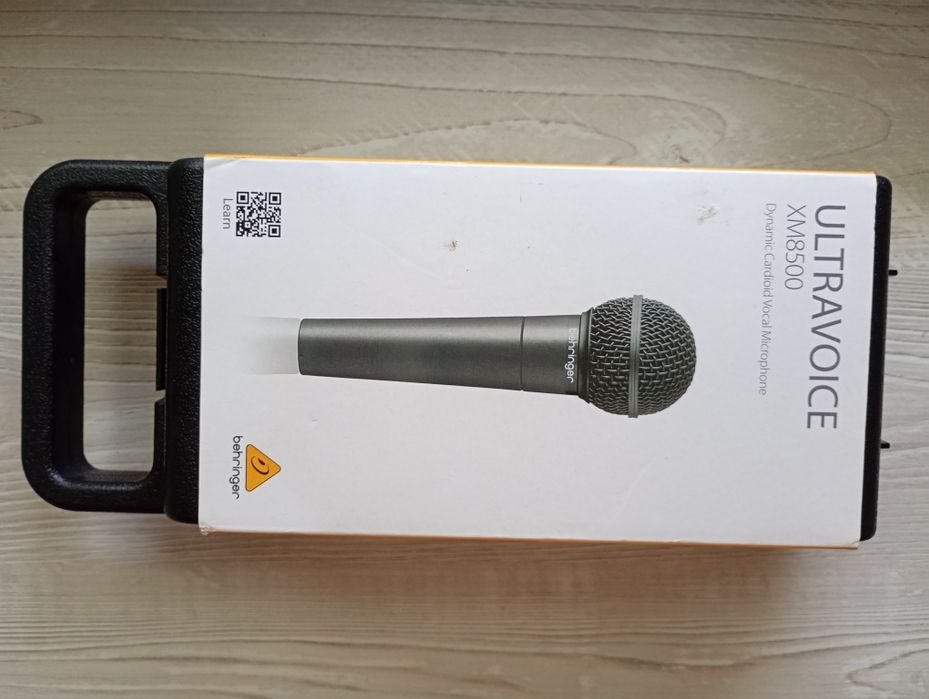 Microfon Behringer Ultravoice XM8500 Dynamic cu cutie
